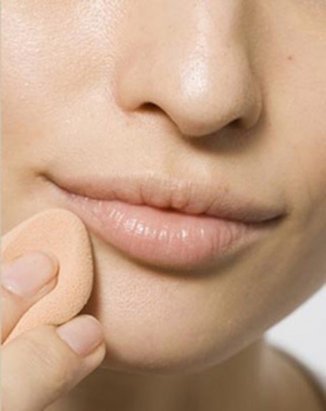 8 bước “phù phép” cho đôi môi bạn gái không thể bỏ qua