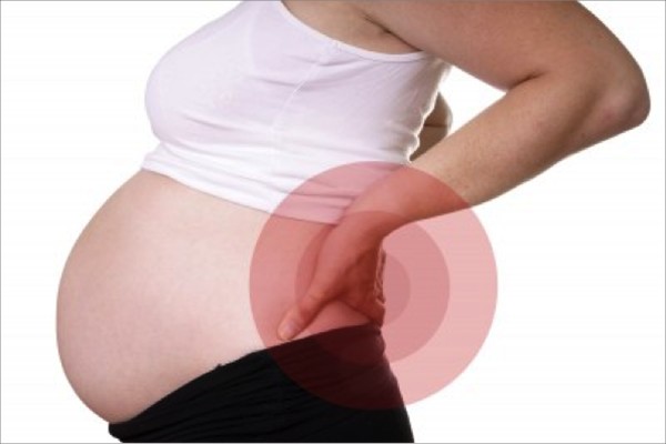 Cách giúp mẹ bầu giảm đau lưng trong quá trình mang thai