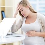 ba bau nen tranh truoc khi sinh.jpg1  150x150 - Cách giúp mẹ bầu giảm đau lưng trong quá trình mang thai