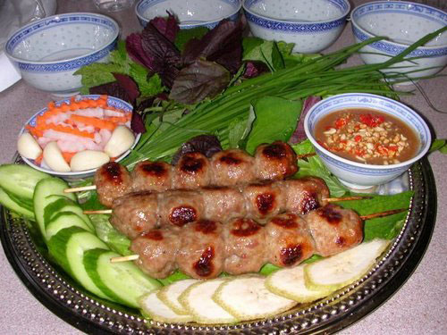 nem nuong - Du lịch miền Tây, ghé lại Cần Thơ thưởng thức nem nướng Cái Răng