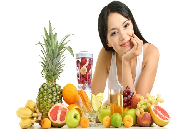 Mẹ ăn trái cây để giảm cân sau sinh