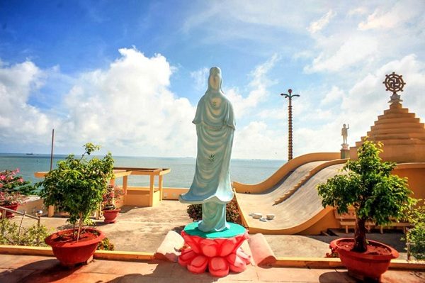tham quan niet ban tinh xa 2 600x399 - Tham quan Niết Bàn Tịnh Xá, ngôi chùa đẹp nhất ở Vũng Tàu