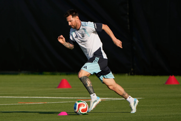 World Cup 2026 chờ Messi, Mbappe phá kỷ lục